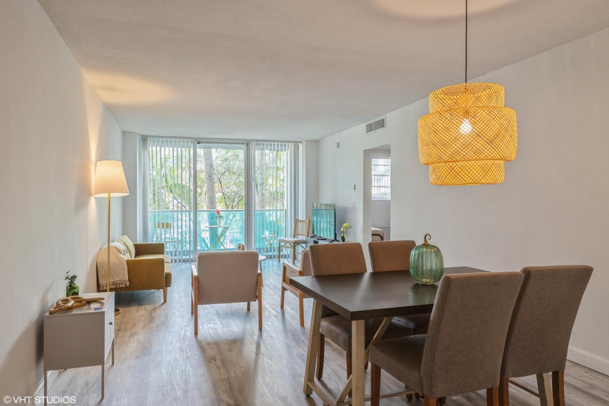 Sian Private Apartments Холивуд Екстериор снимка